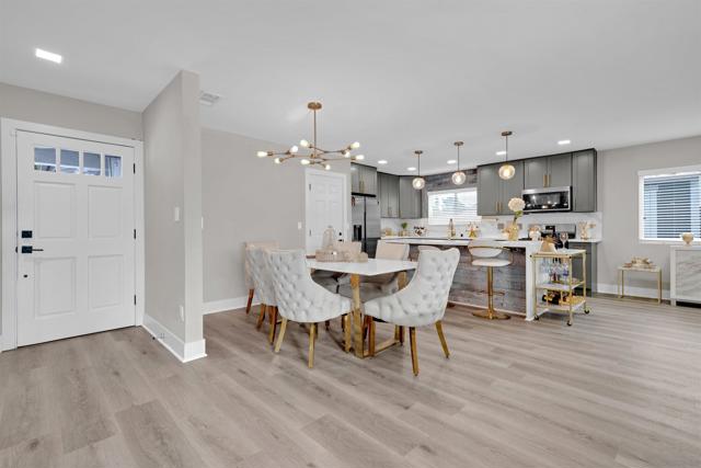 3716 Duffy Way, Bonita CA: https://media.crmls.org/mediaz/7ceeed3c-2747-4595-af5e-cd5596502185.jpg