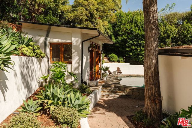 2145 Sunset Crest Drive, Los Angeles CA: https://media.crmls.org/mediaz/7ceef699-b32f-429c-8c19-0bf98a9b0ec7.jpg