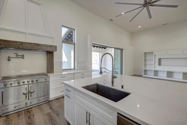 5808 Lake Vista Dr., Bonsall CA: https://media.crmls.org/mediaz/7cef69ca-7d2e-43ea-a987-d1eb130461fb.jpg