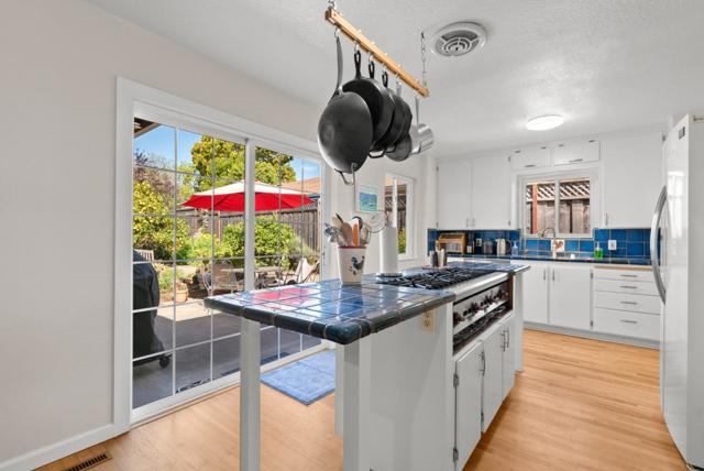 2975 Mattison Lane, Santa Cruz CA: https://media.crmls.org/mediaz/7cf0a6f9-70da-4079-939a-ebb89e8427e0.jpg