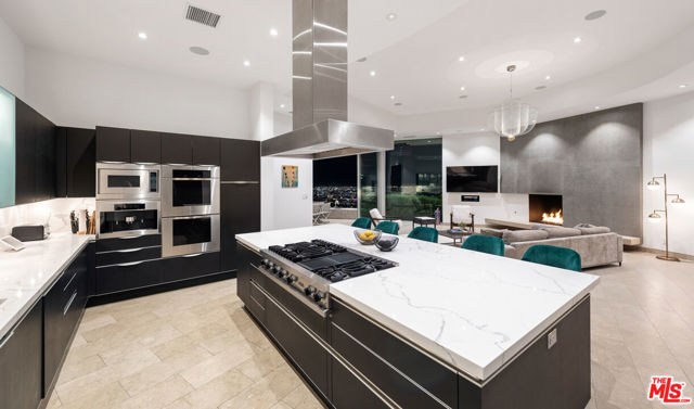 Drew Fenton | 9305 Nightingale Drive Los Angeles CA | MLS: 7240240