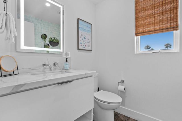 508 N Tremont Street, Oceanside CA: https://media.crmls.org/mediaz/7cf226b3-ce36-4a6e-ac2d-7cc64904e49e.jpg