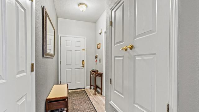 2600 Oak Road, Walnut Creek CA: https://media.crmls.org/mediaz/7cf471c9-d545-4439-92fe-74614ffebfb2.jpg