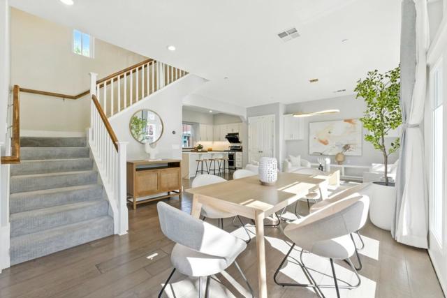 649 Sierra Vista Avenue, Mountain View CA: https://media.crmls.org/mediaz/7cf49d03-ffb9-4f6b-9fb5-6009c5e33709.jpg