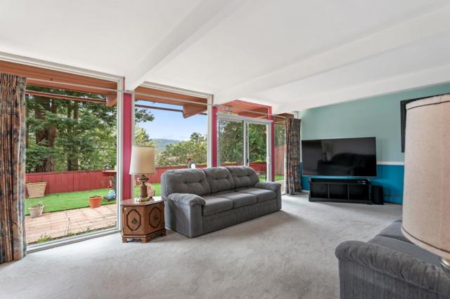 1708 Yorktown Road, San Mateo CA: https://media.crmls.org/mediaz/7cf4c3d7-920d-4837-b7e7-acb3f3033857.jpg