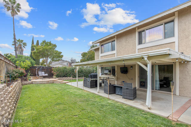 974 Hillview Circle, Simi Valley CA: https://media.crmls.org/mediaz/7cf69403-033f-4dd9-9349-a32453dddb13.jpg