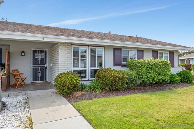 3630 Vista Campana S 6, Oceanside CA: https://media.crmls.org/mediaz/7cf71cae-7842-416e-bf21-40605ccd0e66.jpg