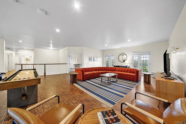 Image 10 of 75 For 39480 Norbro Court