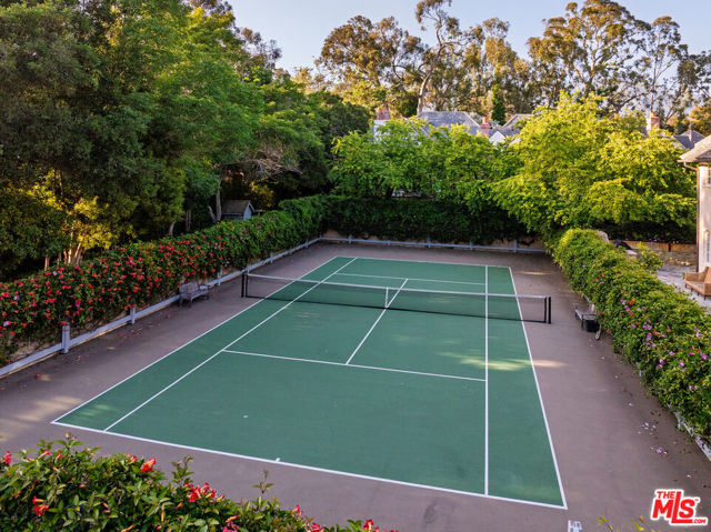 1479 Bonnymede Drive, Santa Barbara CA: https://media.crmls.org/mediaz/7cf7fde2-58f9-46e6-8f2e-8ac21f866e16.jpg