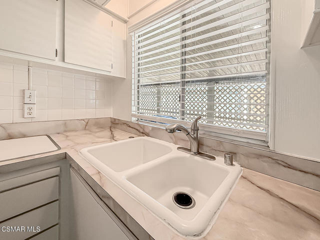 27 Irena Avenue, Camarillo CA: https://media.crmls.org/mediaz/7cf8e136-7adf-4049-a978-c13c102e75da.jpg