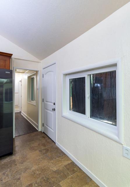 152 Lorenzo Lane, Boulder Creek CA: https://media.crmls.org/mediaz/7cf939e1-b250-444d-ae03-504ddbbfc680.jpg