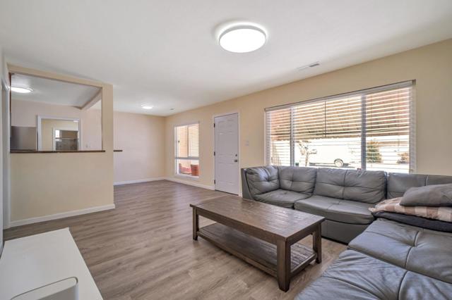 14997 Edgemoor Street, San Leandro CA: https://media.crmls.org/mediaz/7cf955bf-c435-4a9d-bd19-8a47b8ebc743.jpg