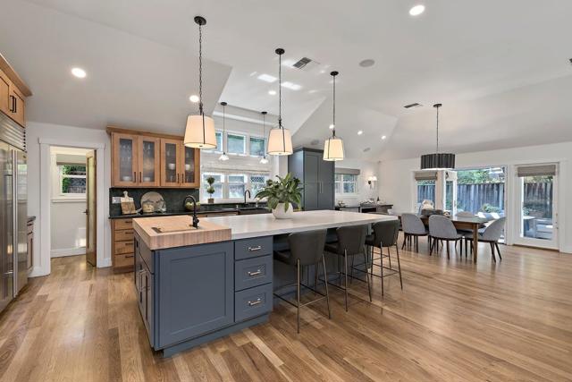 838 Cherrystone Drive, Los Gatos CA: https://media.crmls.org/mediaz/7cf9ae53-a8ae-4e5a-b14a-f740b132bb18.jpg