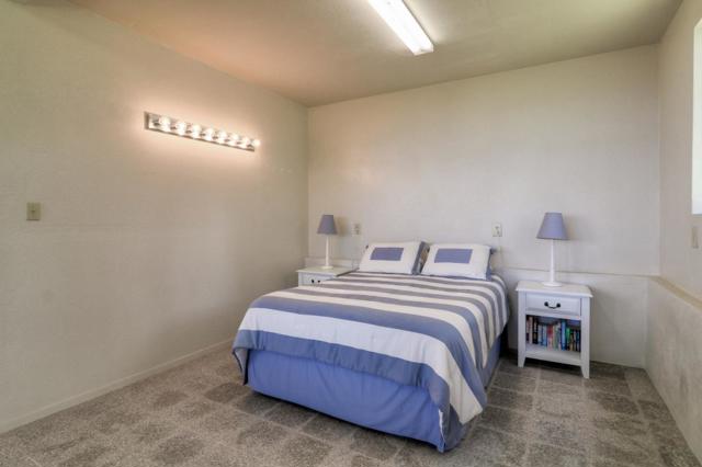 500 El Caminito Road, Carmel Valley CA: https://media.crmls.org/mediaz/7cfa73f8-96f3-48b6-a775-7d7ce9c064e6.jpg