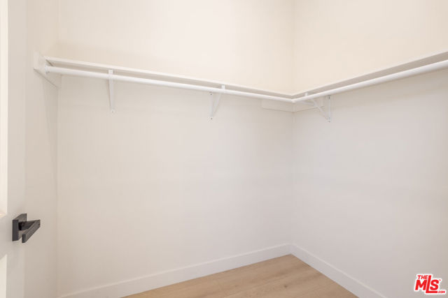 824 N Lima Street, Burbank CA: https://media.crmls.org/mediaz/7cfa8406-4913-429c-8905-126305f5e3d7.jpg