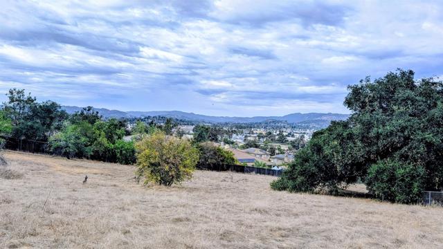 925 Grand Ct, Escondido, CA 92025 photo 32