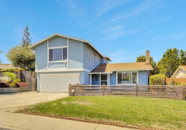 3517 Dahill Court, San Jose CA: https://media.crmls.org/mediaz/7cfbf74a-7311-48cc-bab5-228fa600e041.jpg
