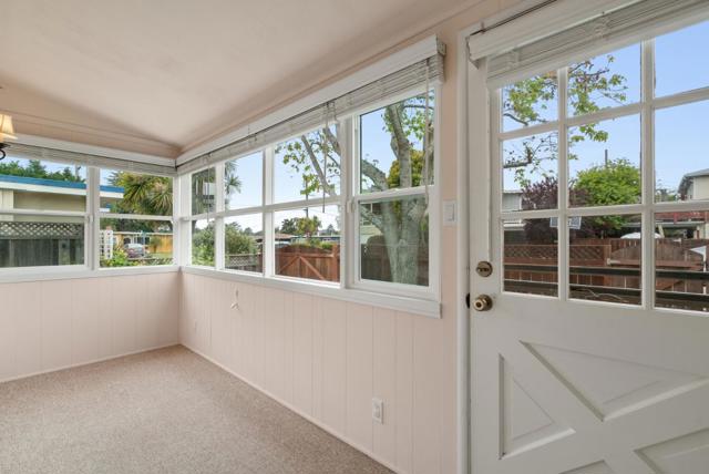 525 Laverne Avenue, Aptos CA: https://media.crmls.org/mediaz/7cfc14a5-aeb5-4697-ae35-703ccbab12c6.jpg