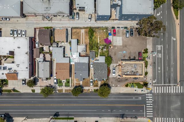 4276 35Th St, San Diego CA: https://media.crmls.org/mediaz/7cfc6b7c-46d9-443d-b039-e5d3993cbc5b.jpg