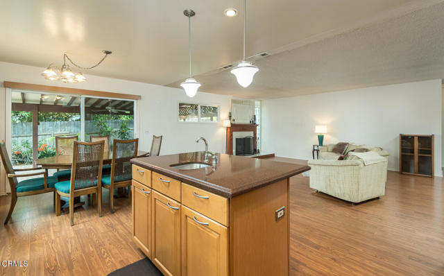 Detail Gallery Image 13 of 55 For 3820 4th Ave, La Crescenta,  CA 91214 - 3 Beds | 2 Baths