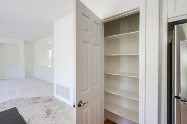 11532 Creekstone Lane, San Diego CA: https://media.crmls.org/mediaz/7cfd7548-e739-4be2-8af0-1e48364b7679.jpg