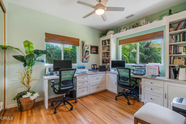 297 Rancho Drive, Ventura CA: https://media.crmls.org/mediaz/7cfe02b6-6ee2-4e0c-8646-879d0019c907.jpg