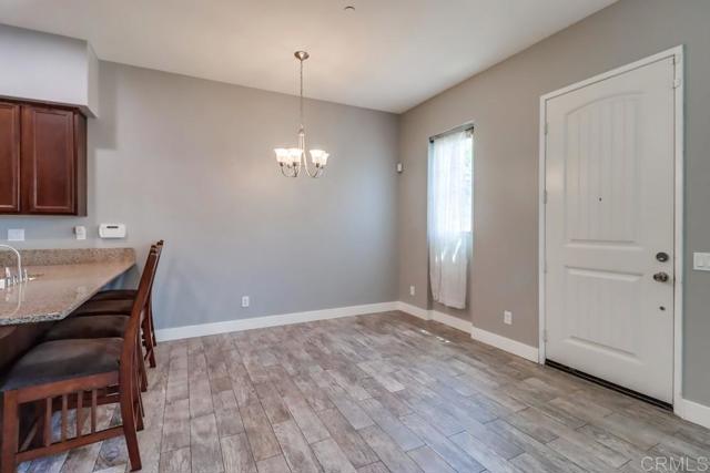 Detail Gallery Image 9 of 48 For 1560 Santa Carolina Rd #2,  Chula Vista,  CA 91913 - 4 Beds | 3/1 Baths