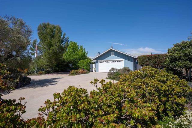Detail Gallery Image 17 of 31 For 5221 Olive Hill Rd, Fallbrook,  CA 92028 - 7 Beds | 4 Baths