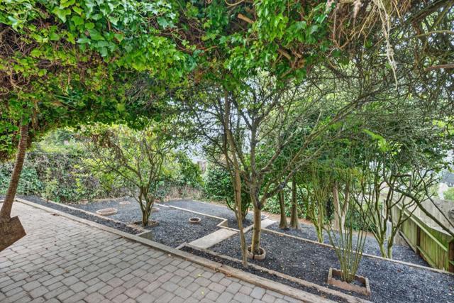 72 Cresta Vista Drive, San Francisco CA: https://media.crmls.org/mediaz/7d01194d-4f34-47b8-8650-47b90e8fedd2.jpg