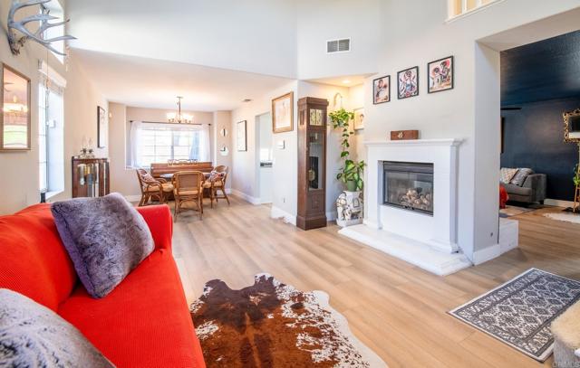 40112 Adian Court, Temecula CA: https://media.crmls.org/mediaz/7d015ff0-f5c4-4f86-8a9a-ee2a2fa472b5.jpg