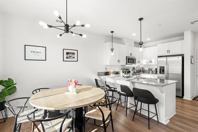 Detail Gallery Image 11 of 60 For 35190 Blossom Pl, Fallbrook,  CA 92028 - 3 Beds | 2/1 Baths