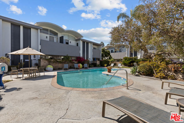 4731 La Villa Marina, Marina del Rey CA: https://media.crmls.org/mediaz/7d03411d-aa89-4f04-b11e-2448ebfd3eef.jpg