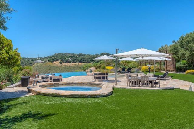25926 Puerta Del Cajon, Monterey CA: https://media.crmls.org/mediaz/7d043f8e-c828-4abc-8fd0-77dba025919f.jpg