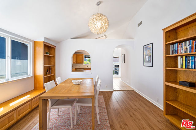 2205 ELM Avenue, Manhattan Beach, California 90266, 2 Bedrooms Bedrooms, ,2 BathroomsBathrooms,Residential,Sold,ELM,22148905