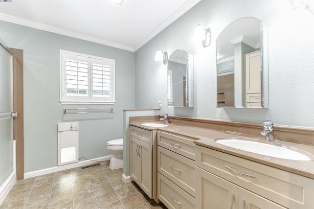 Image 24 of 46 For 18745 Cavendish Dr