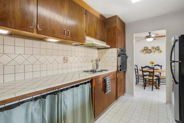 2139 Calabazas Boulevard, Santa Clara CA: https://media.crmls.org/mediaz/7d05d691-eb1c-486d-bc84-3890bf28e75f.jpg