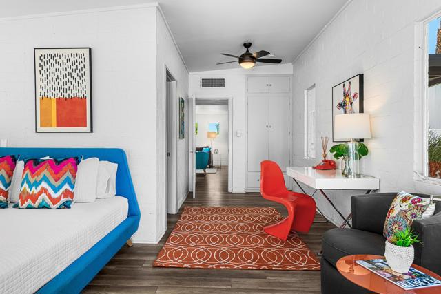 44809 Portola Avenue, Palm Desert CA: https://media.crmls.org/mediaz/7d061e1c-b6fc-4190-ad76-b95eaee4f6bc.jpg
