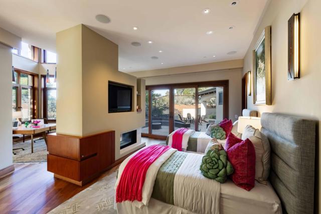 27500 La Vida Real, Los Altos Hills CA: https://media.crmls.org/mediaz/7d0721ad-70b3-482f-9788-6886a063dc86.jpg