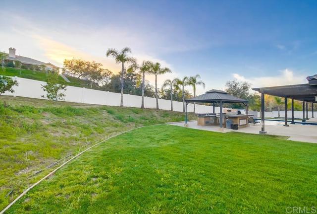 2184 Pacific Crest Dr, Alpine CA: https://media.crmls.org/mediaz/7d075a41-2ba8-4db6-aa58-58dff5563fca.jpg