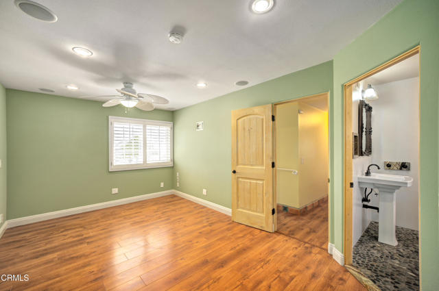 Detail Gallery Image 7 of 19 For 6349 Condor Ct, Ventura,  CA 93003 - 4 Beds | 2/1 Baths