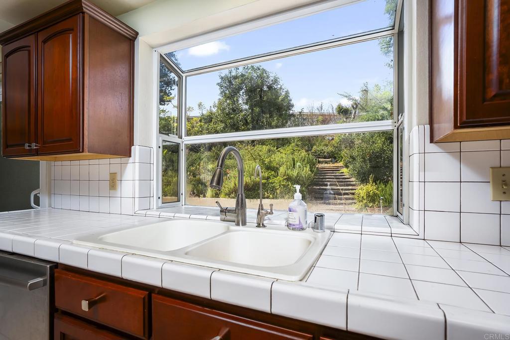 540 Idaho Ave - photo 14