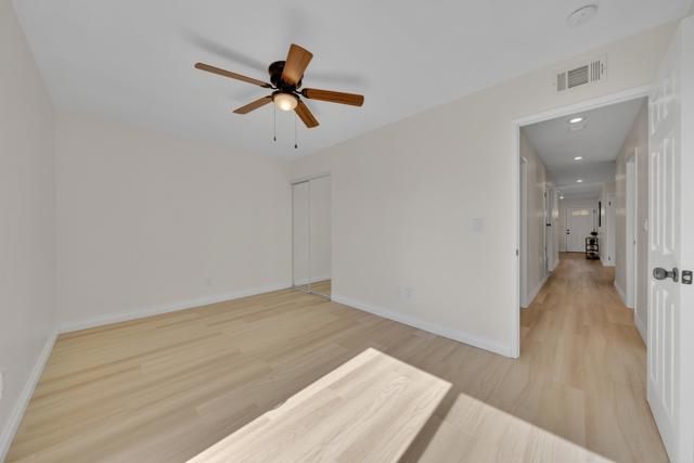Home for Sale in Lakeside