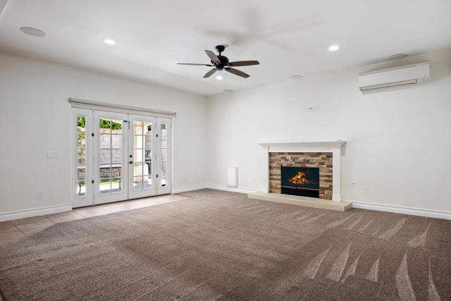 41950 Maryn Court, Palm Desert CA: https://media.crmls.org/mediaz/7d0a91c3-2aa9-416a-9b03-2b4d795cec30.jpg