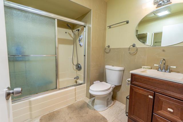 Detail Gallery Image 8 of 20 For 1055 Naranca Ave #7,  El Cajon,  CA 92021 - 2 Beds | 1/1 Baths