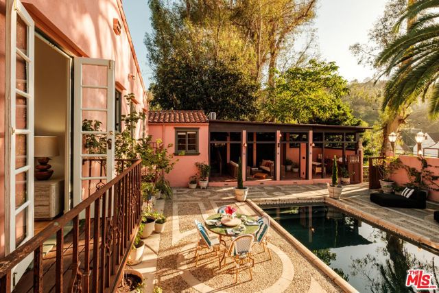 4 Bed Home for Sale in Los Angeles, California