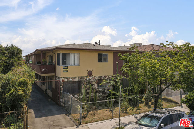  Commercial for Sale in Los Angeles, California