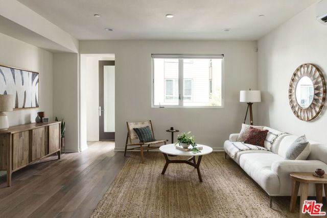 1120 North Avenue 56 photo 6