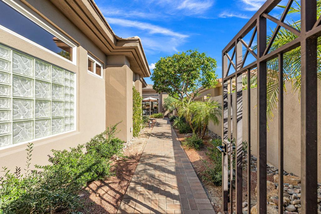 MLS #219138529DA image #5