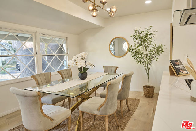 8531 Norwich Avenue, North Hills CA: https://media.crmls.org/mediaz/7d0e46b7-e091-4955-9c97-bd2692c91932.jpg