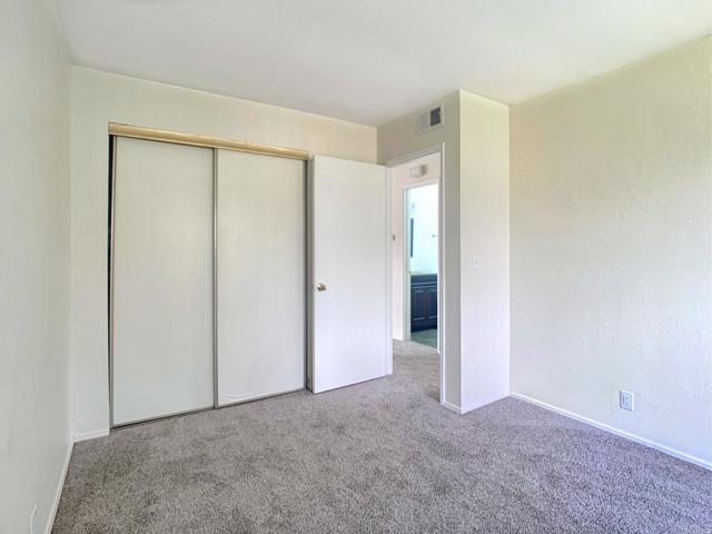 Image 4 of 7 For 7034 Mount Vernon Street
